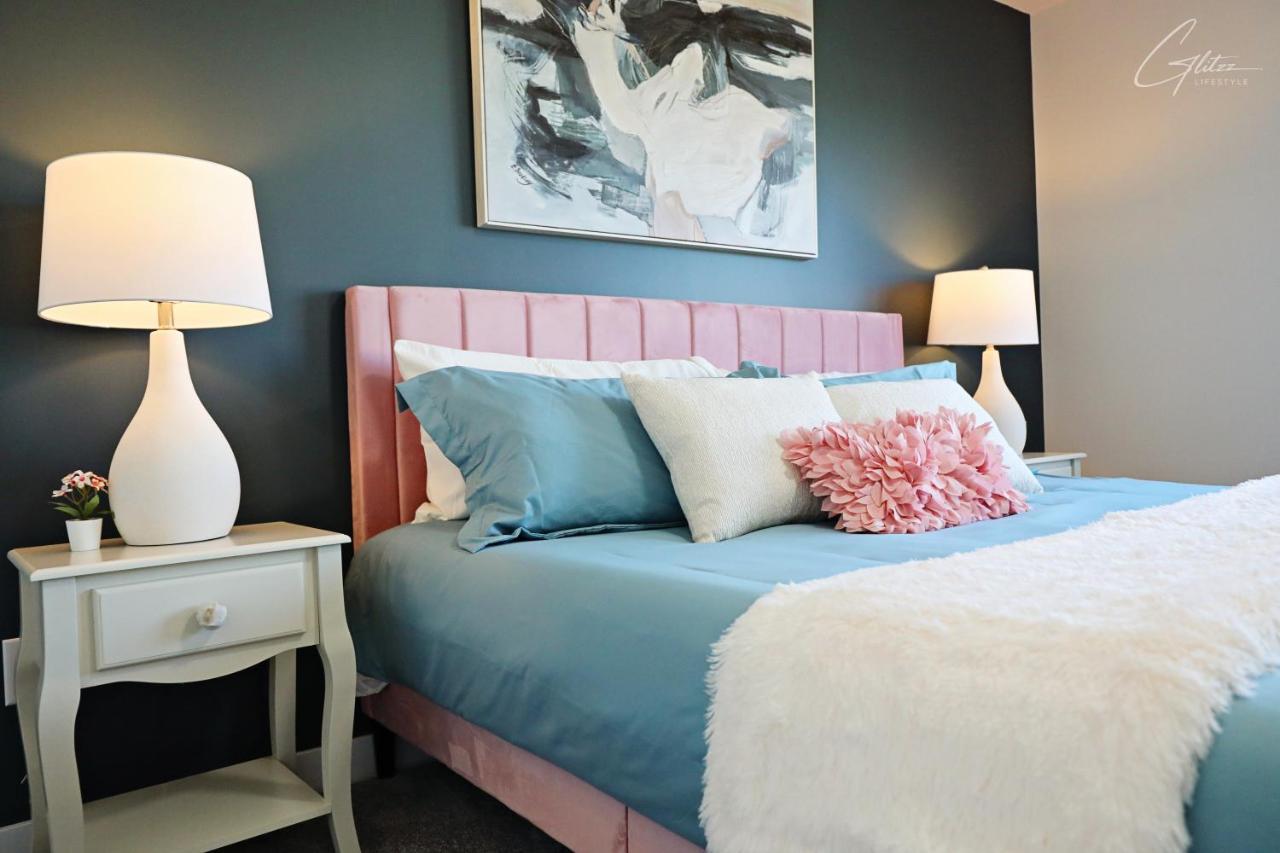 Beautiful 3 King Beds,Garage,Airport,Disney+ เอดมันตัน ภายนอก รูปภาพ